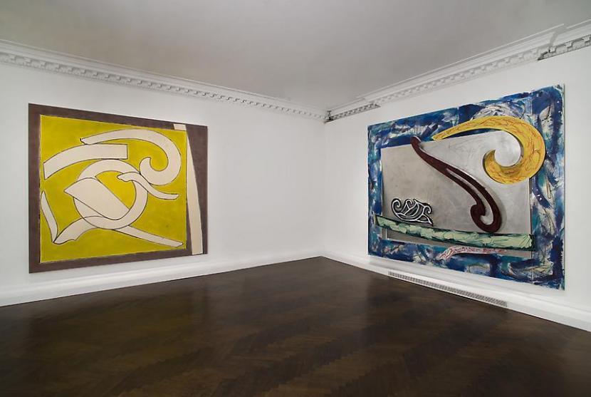 Installation view of Frank Stella's exhibition Exotic Birds, 1976