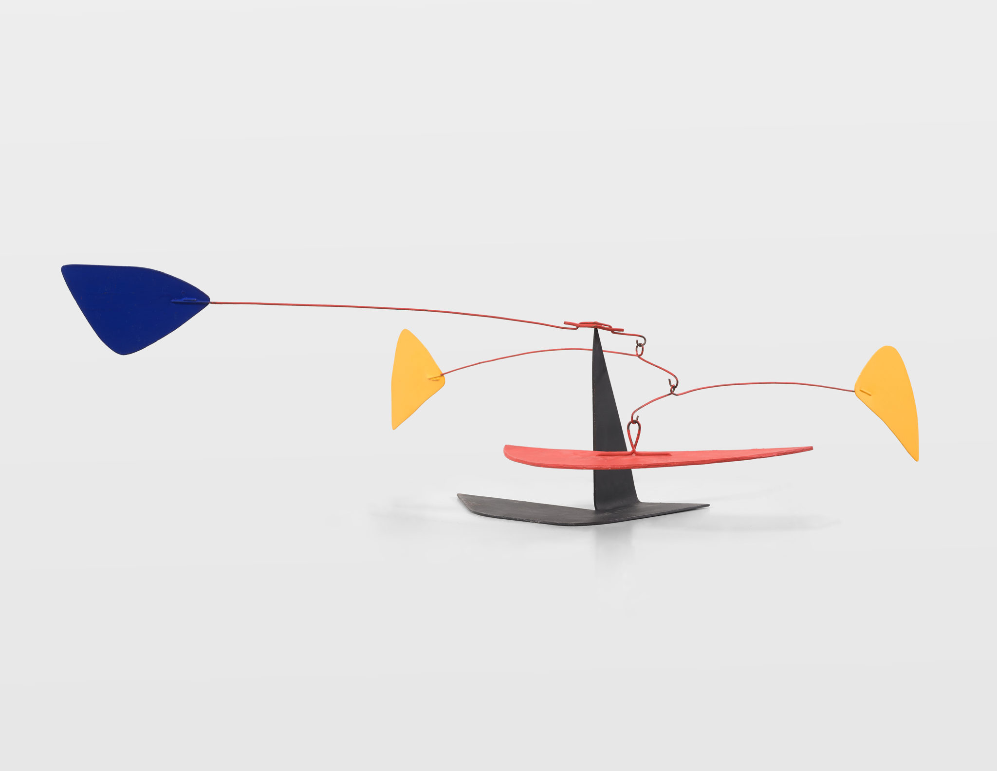 Alexander Calder's Low Three Feathers