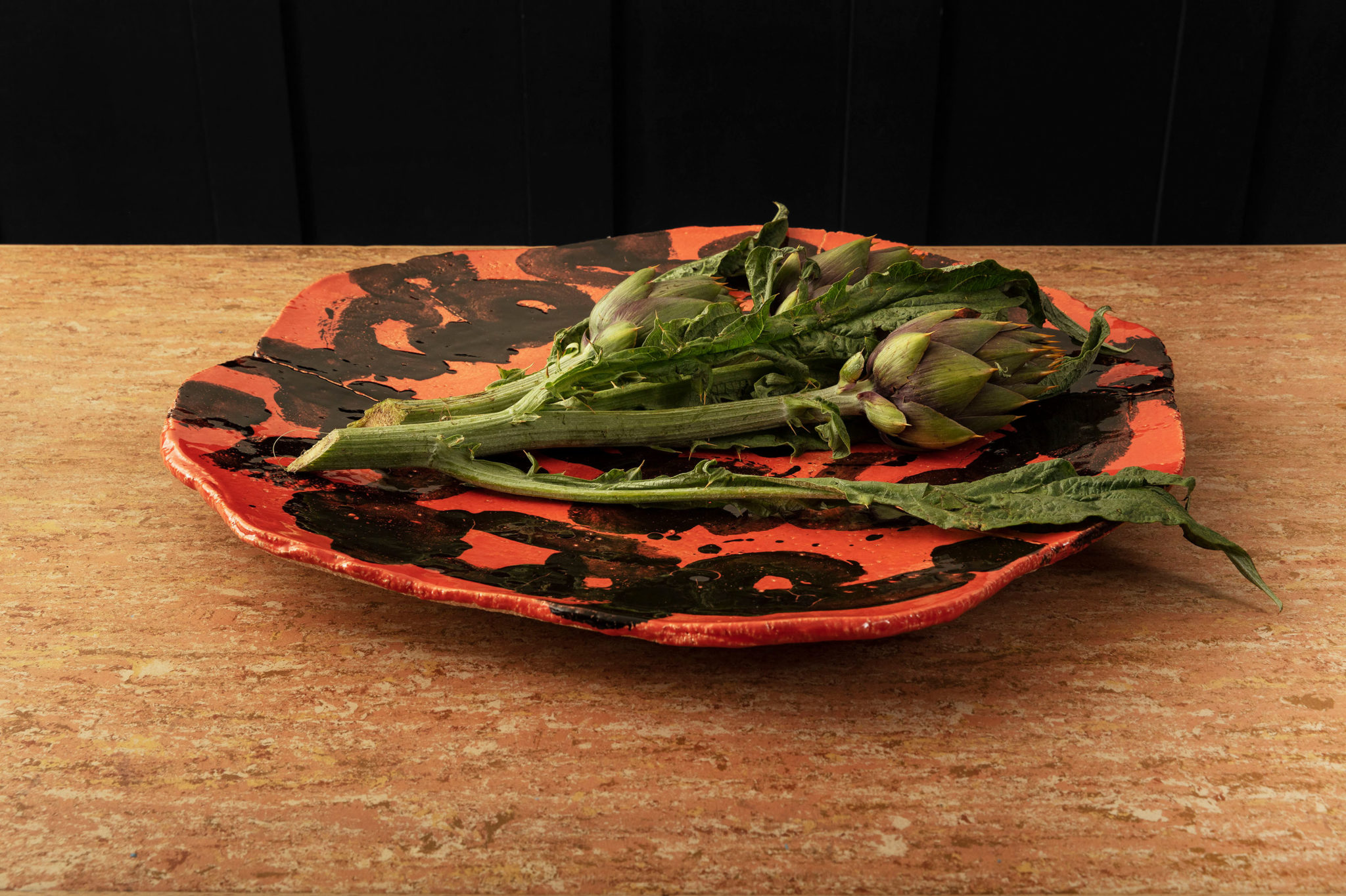 Peter Regli's ceramic bowl RH_391_029 (2020) with artichokes