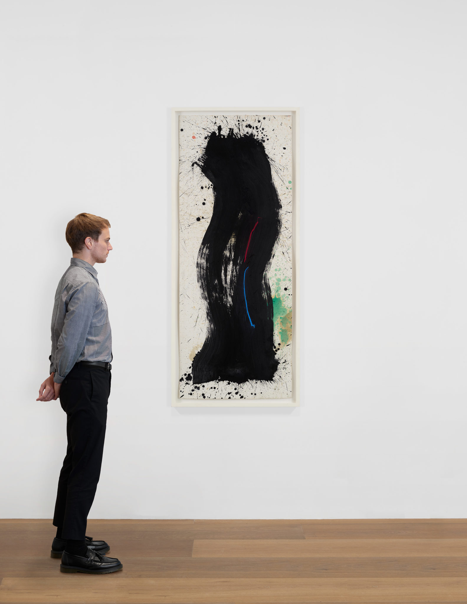 Scale view of Pat Steir's Untitled, 2010