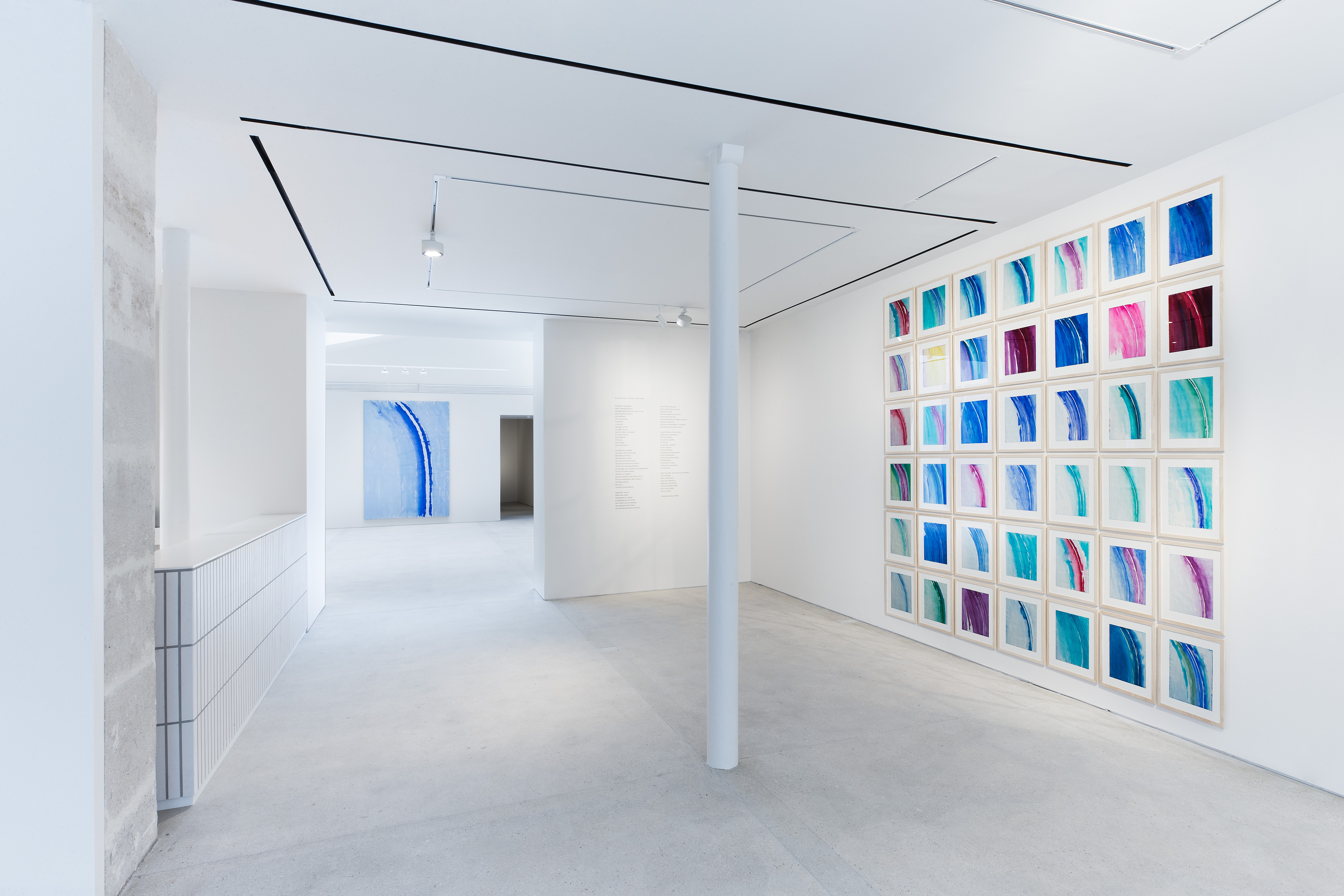 Installation view of Günther Uecker: Lichtbogen exhibition at Lévy Gorvy Paris