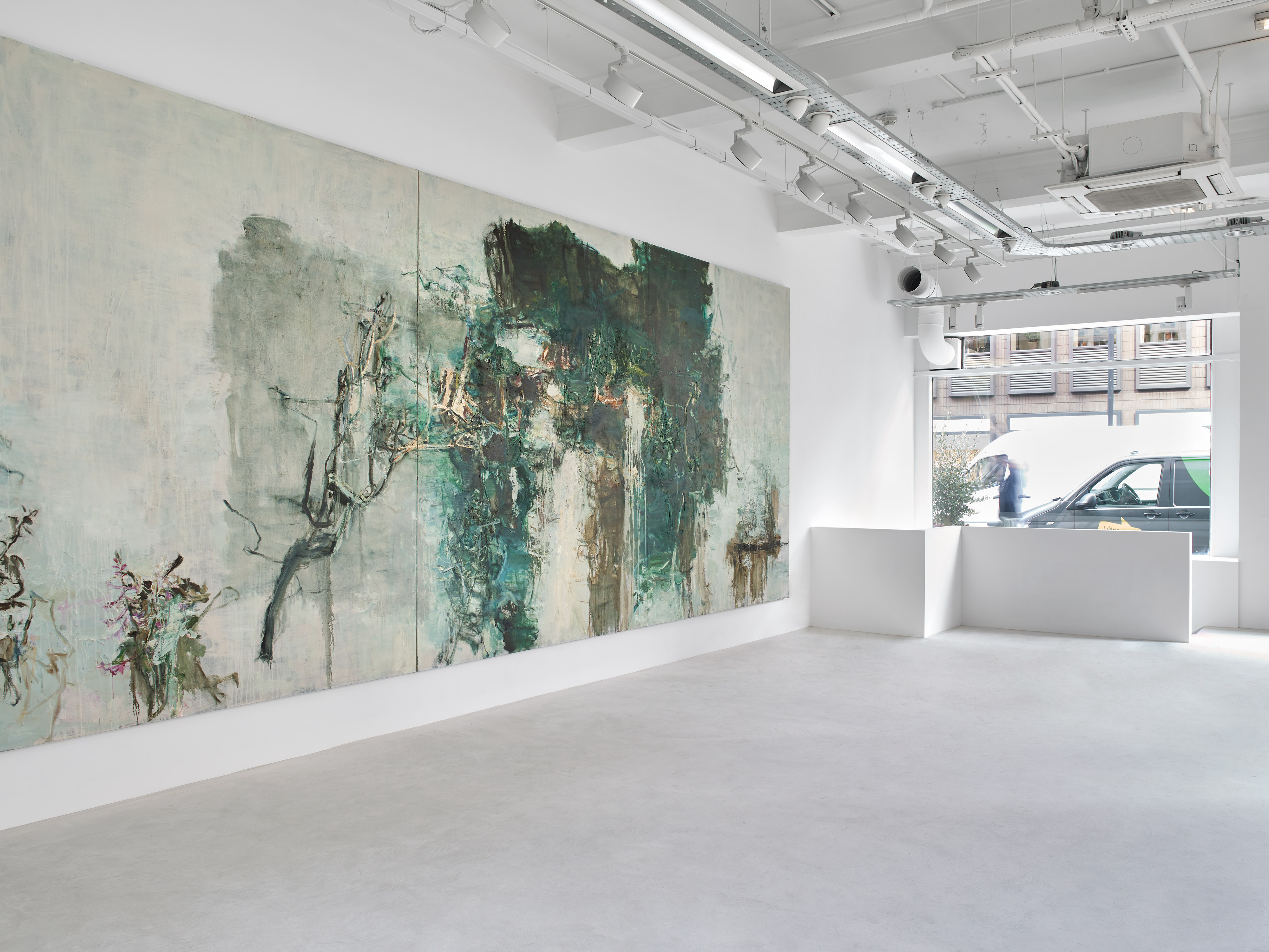 Installation view of Tu Hongtao "Twisting and Turning" exhibition at Lévy Gorvy London