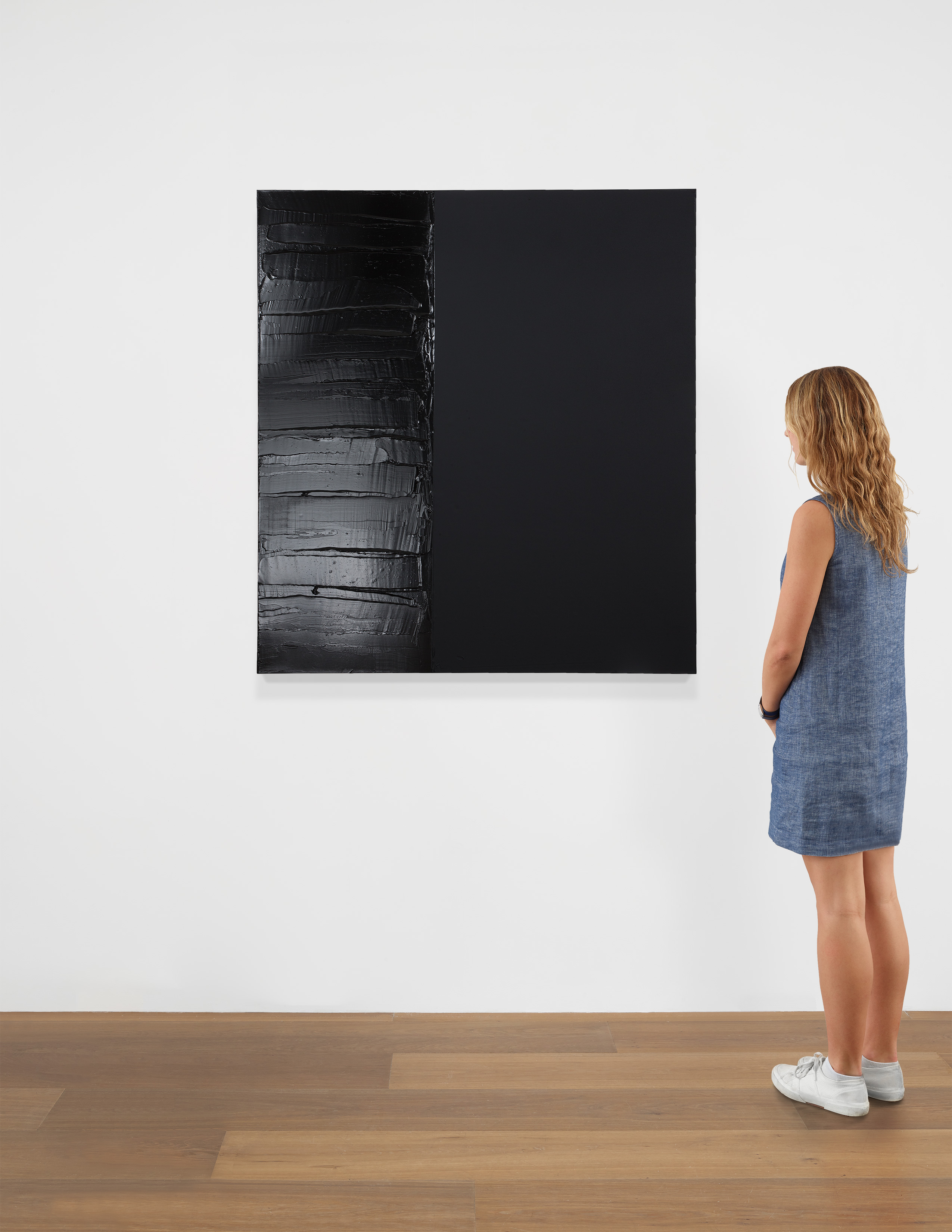 Scale view of Pierre Soulages's painting 130 x 117 cm 21 Septembre 2018, 2018