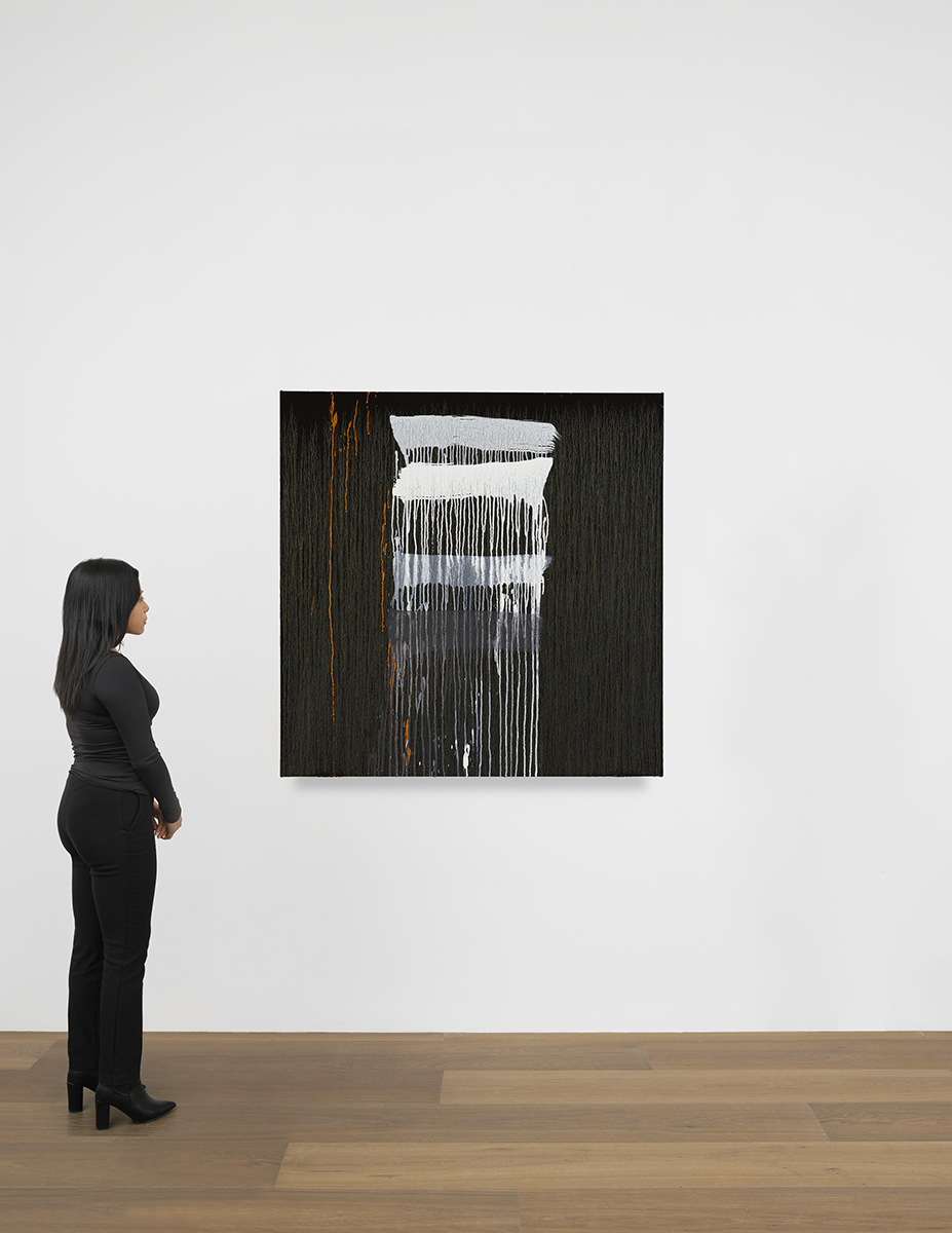 Scale view of Pat Steir's painting Sister