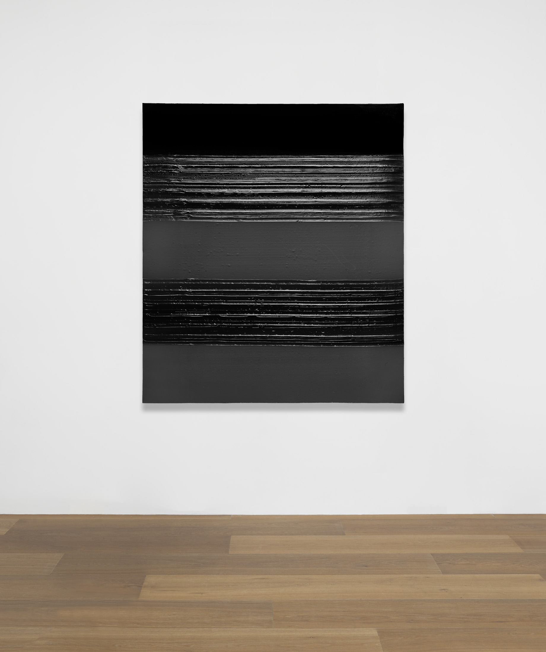 Installation view of Pierre Soulages’s Peinture 165 x 143 cm, 31 août 2020