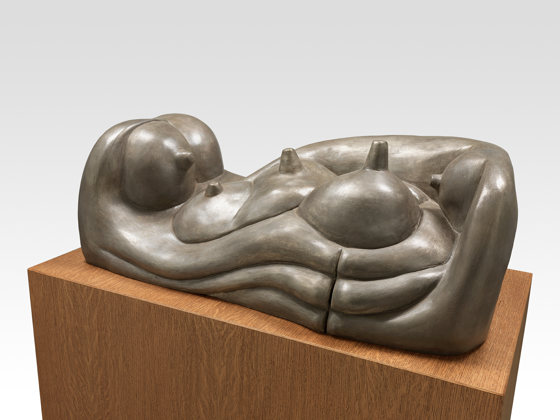 Louise Bourgeois's bronze sculpture Breasts and Blade