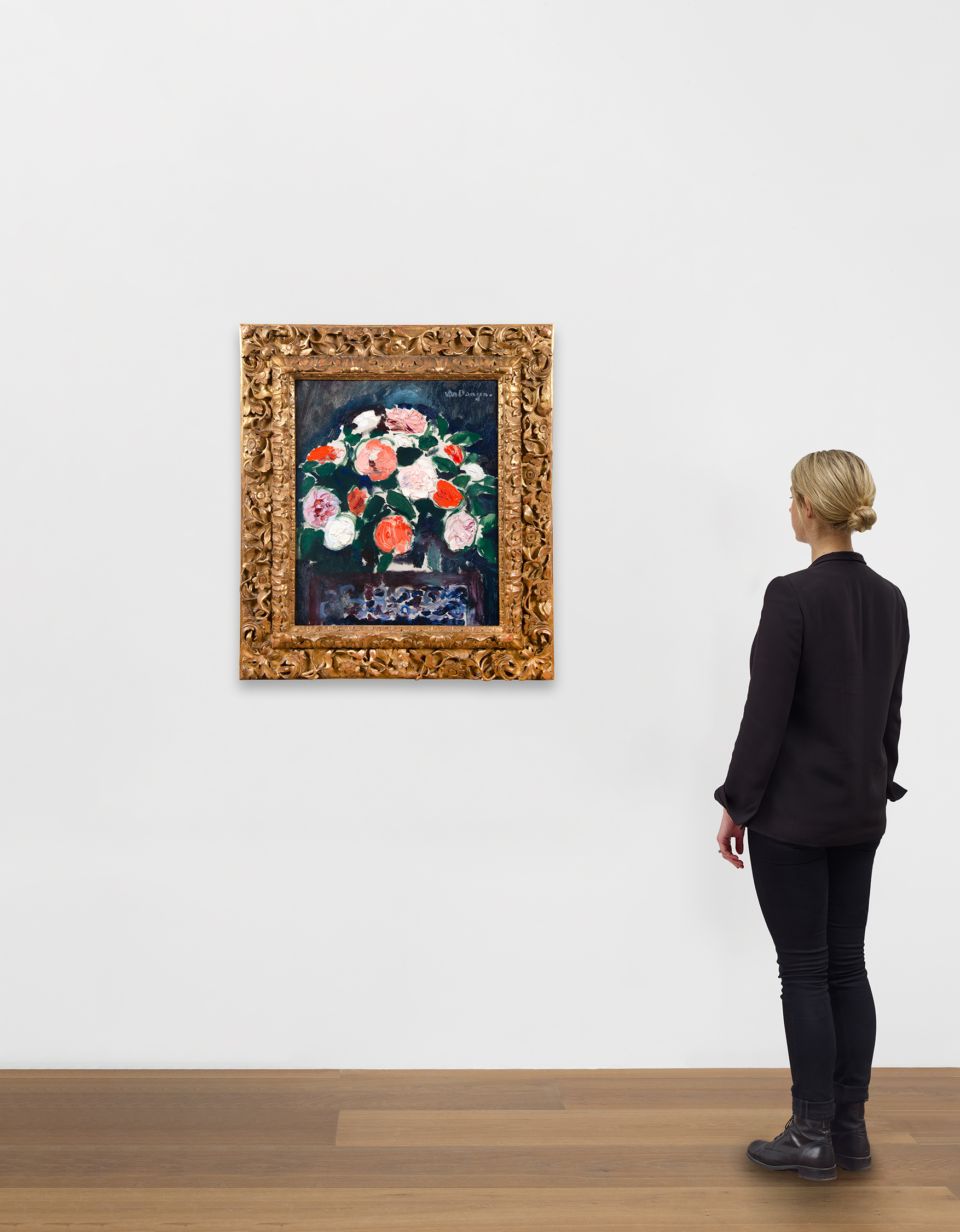 Scale view of Kees Van Dongen painting Camelias