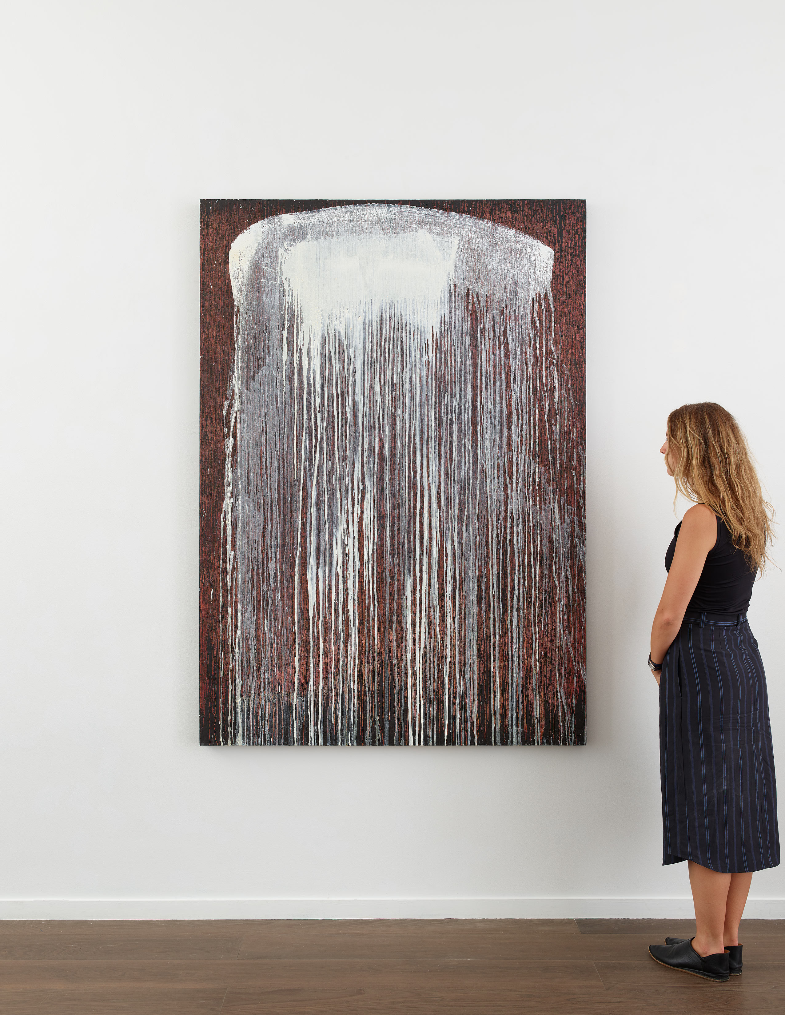 Scale view of Pat Steir's painting Florida Waterfall Mark Curve