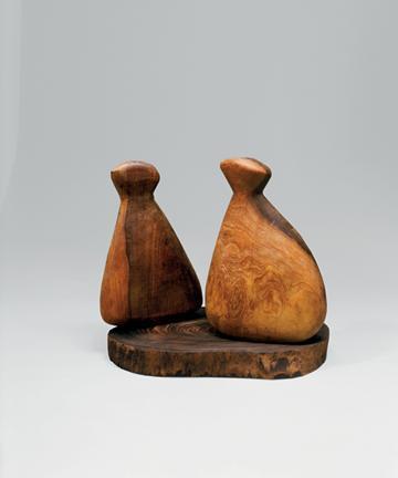 Image of Alexander Calder's sculpture Money Bags