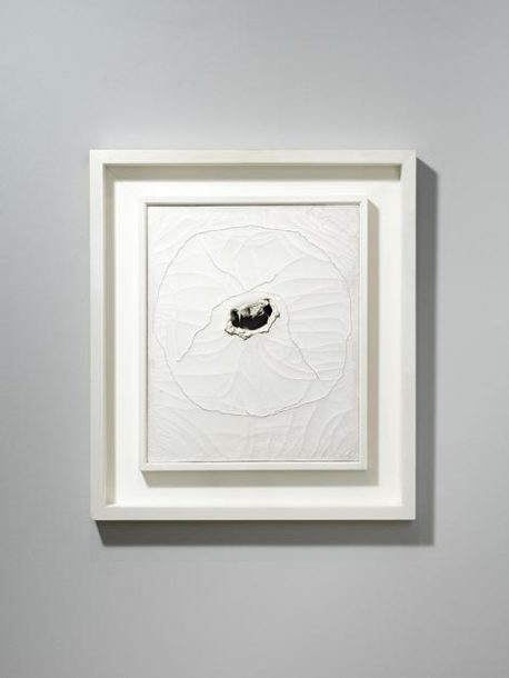 LUCIO FONTANA